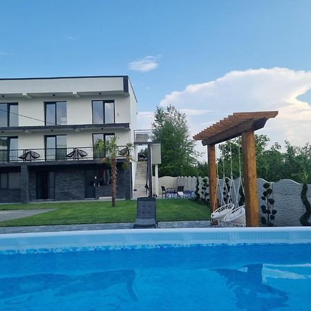 Cataleya House Hotel Oesti-Paminteni Ngoại thất bức ảnh