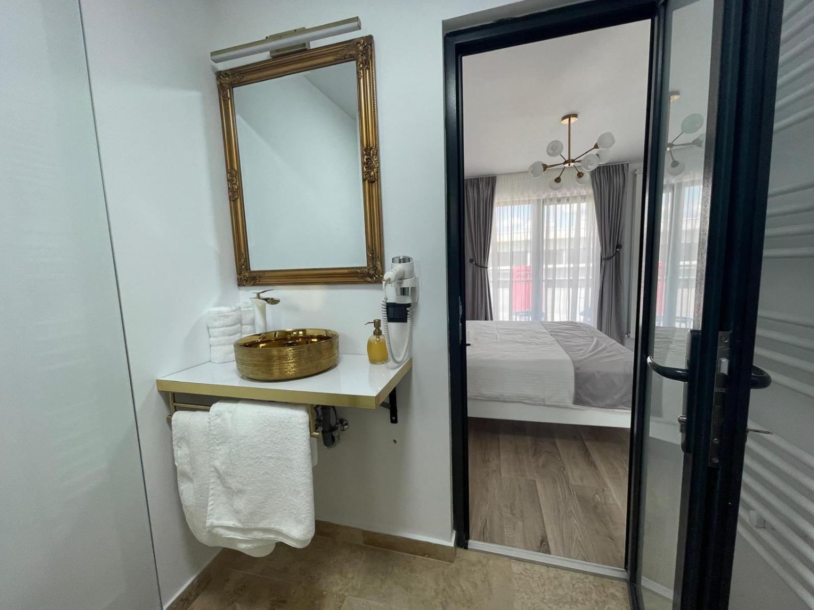 Cataleya House Hotel Oesti-Paminteni Ngoại thất bức ảnh