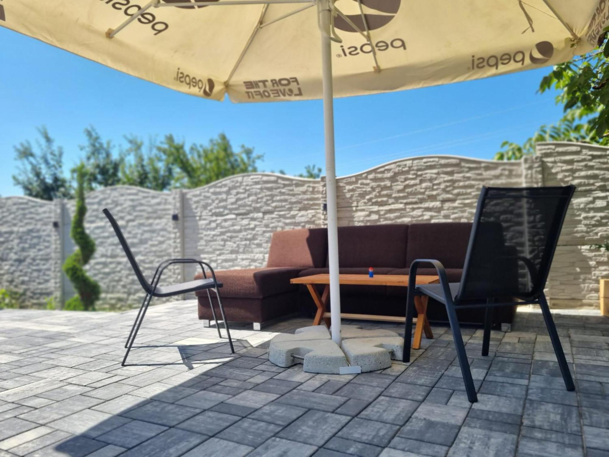 Cataleya House Hotel Oesti-Paminteni Ngoại thất bức ảnh